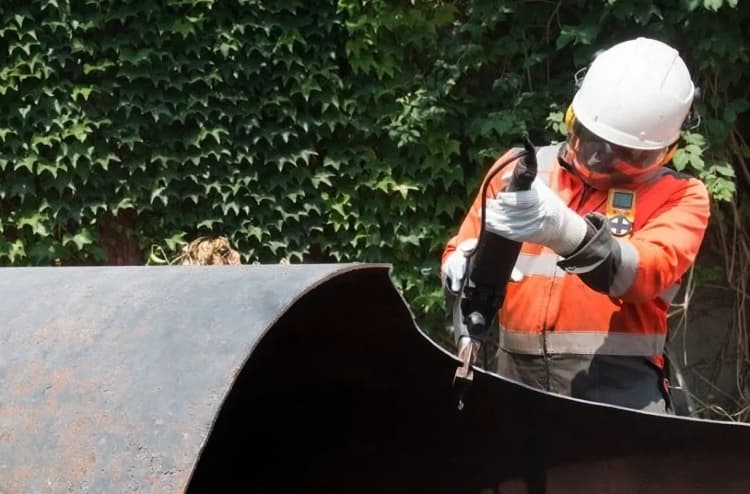 Maintenance de cuves à fioul et de cuves à carburant 